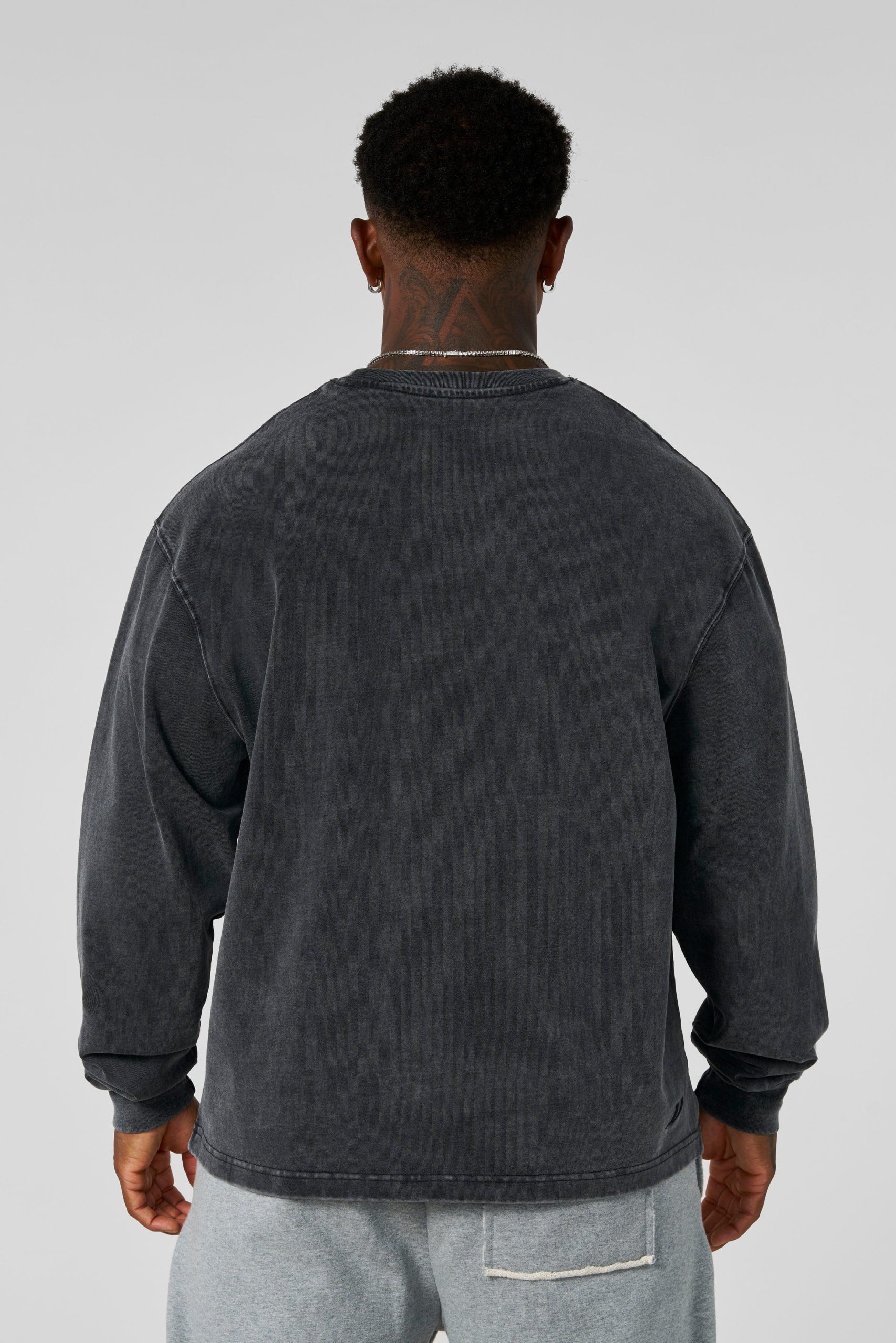 8001 - Elevated Essentials - Longsleeves - Image 5