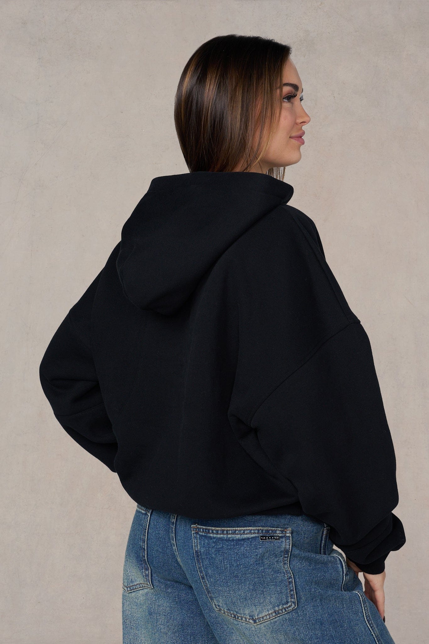 W558 - Wavy Hoodie - Image 4