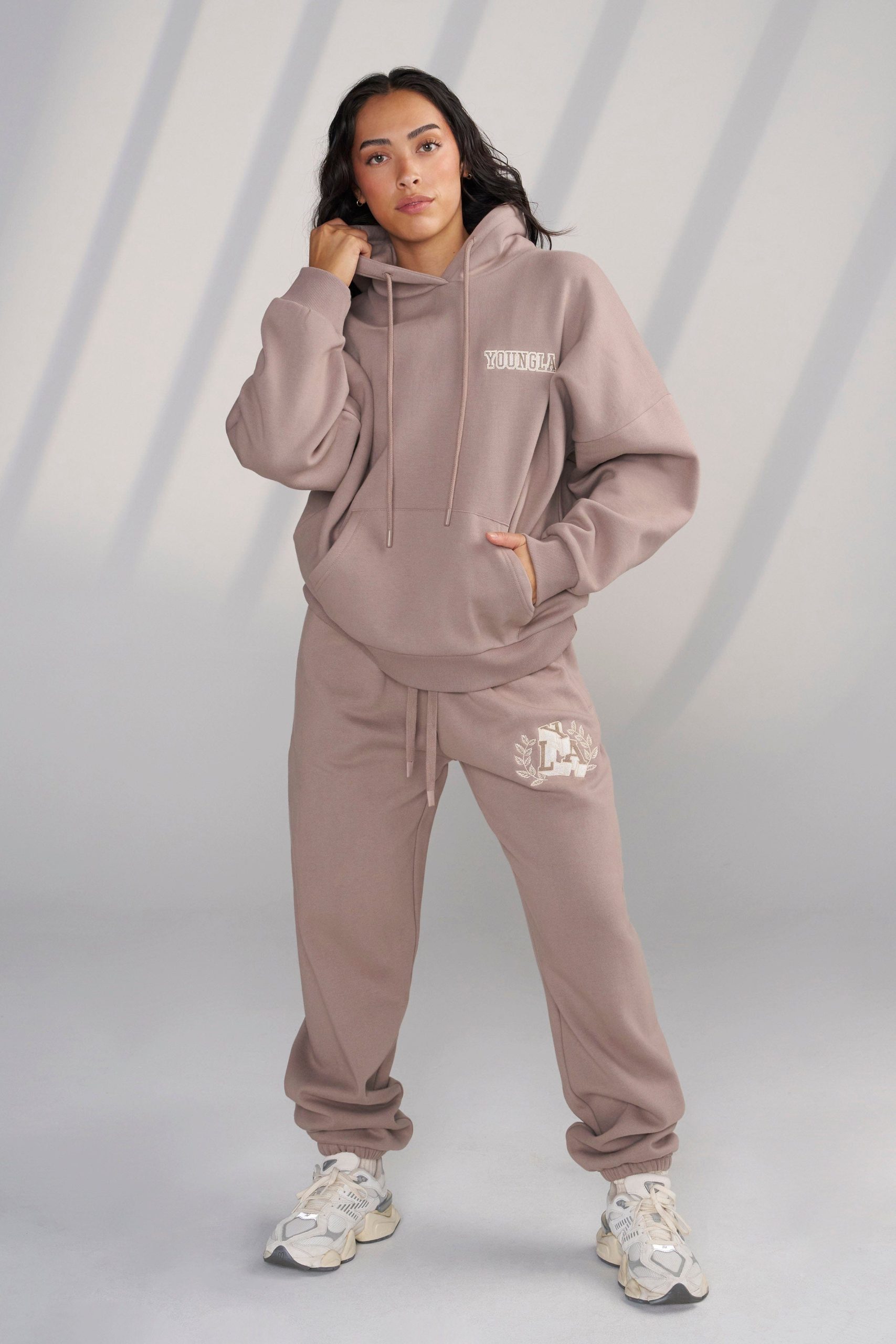W524 - Teddy Hoodie - Image 17